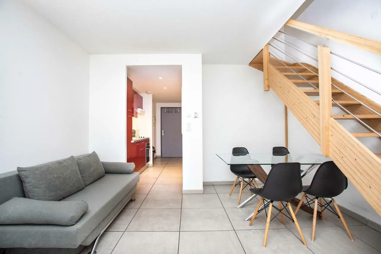 Appartamento 202 - Appartement Duplex Moderne - Jeanne D'Arc, Tolosa Francia